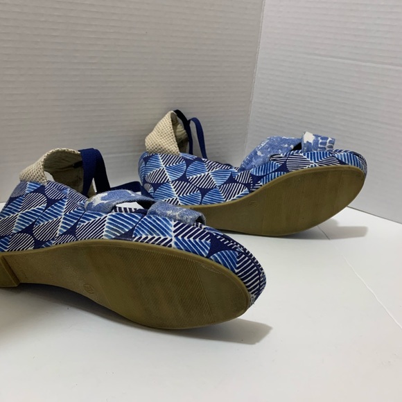 Old Navy, Leg Tie Up, Wedge Shoe size 10 - Picture 4 of 16